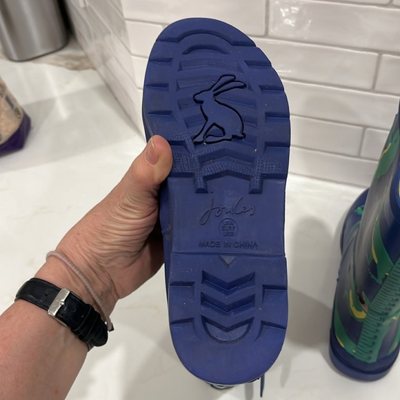 EUC Joules lined Dinosaur patterned rubber rain boots in blue and green - Picture 7 of 8